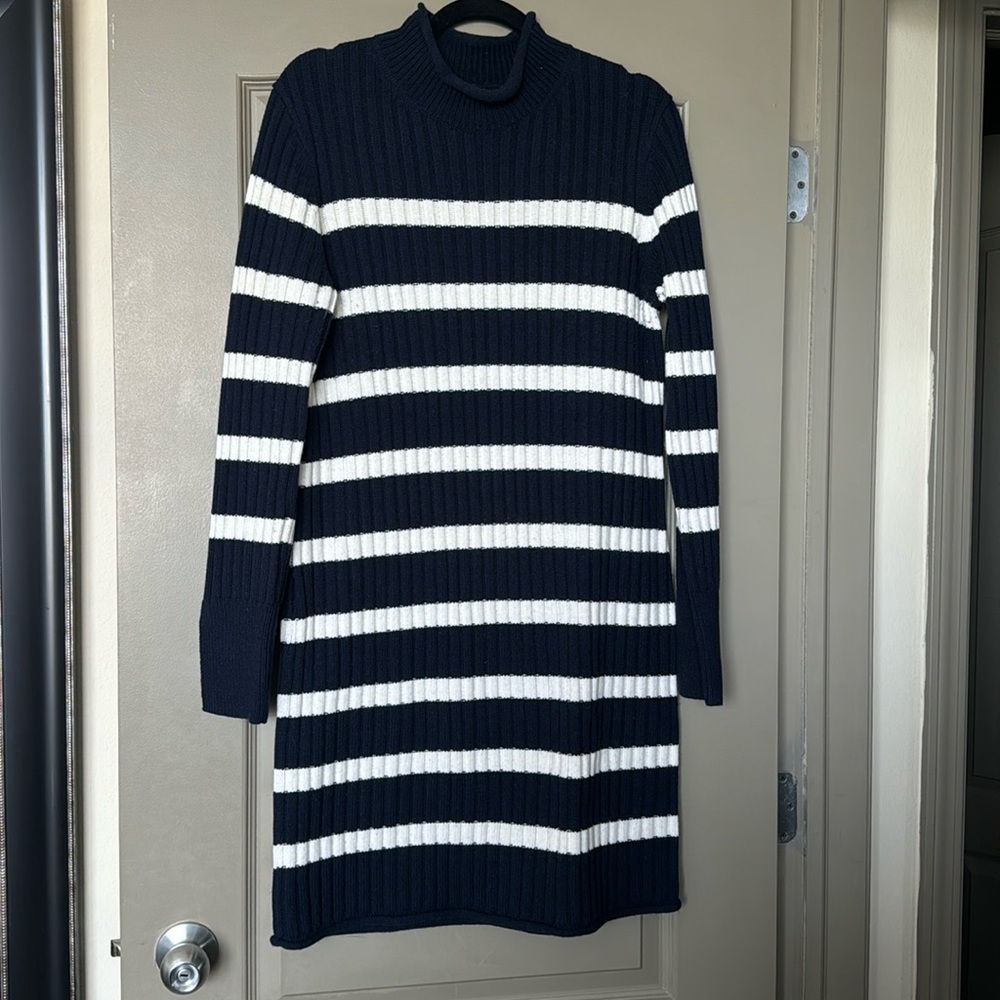 Vineyard Vines sweater dress